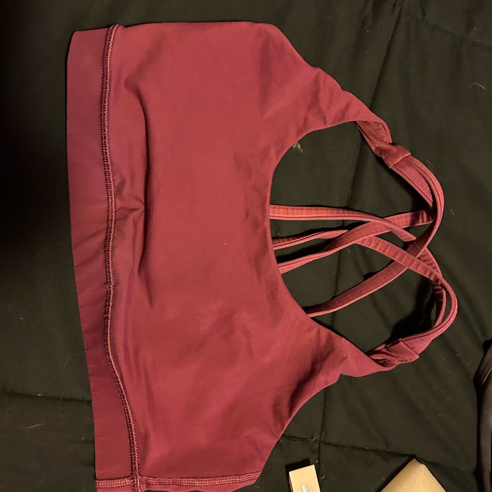 Lululemon maroon bra